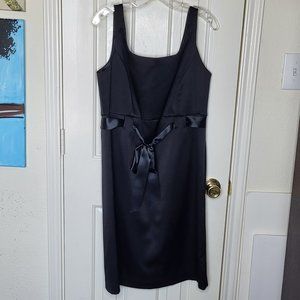 Black sleeveless dress with front tie Size 10